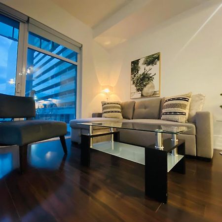 Rivetstays - The Atmos Toronto Bagian luar foto