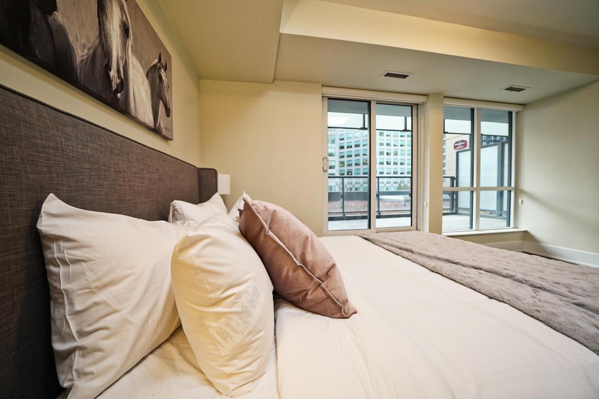 Rivetstays - The Atmos Toronto Bagian luar foto