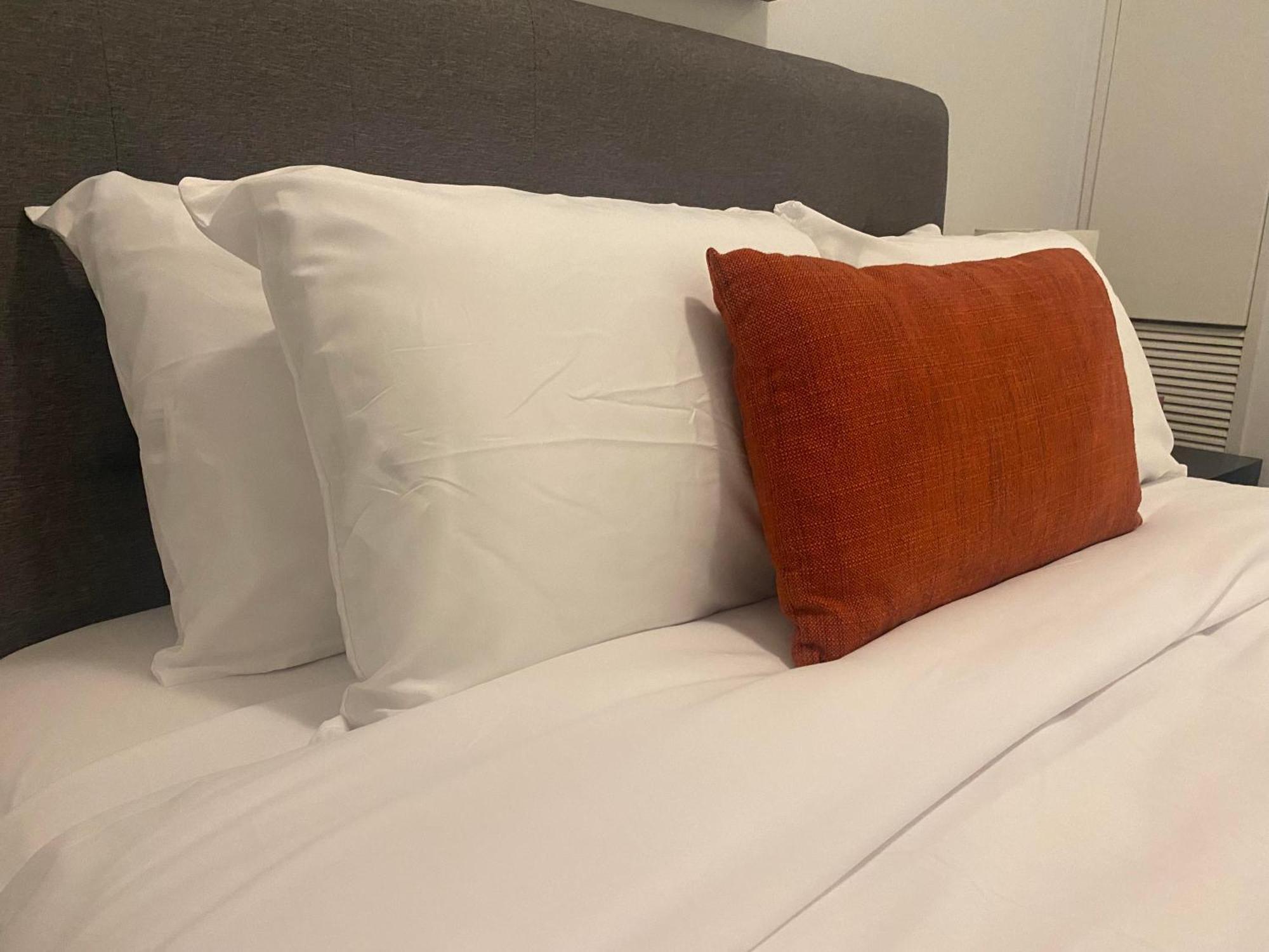 Rivetstays - The Atmos Toronto Bagian luar foto