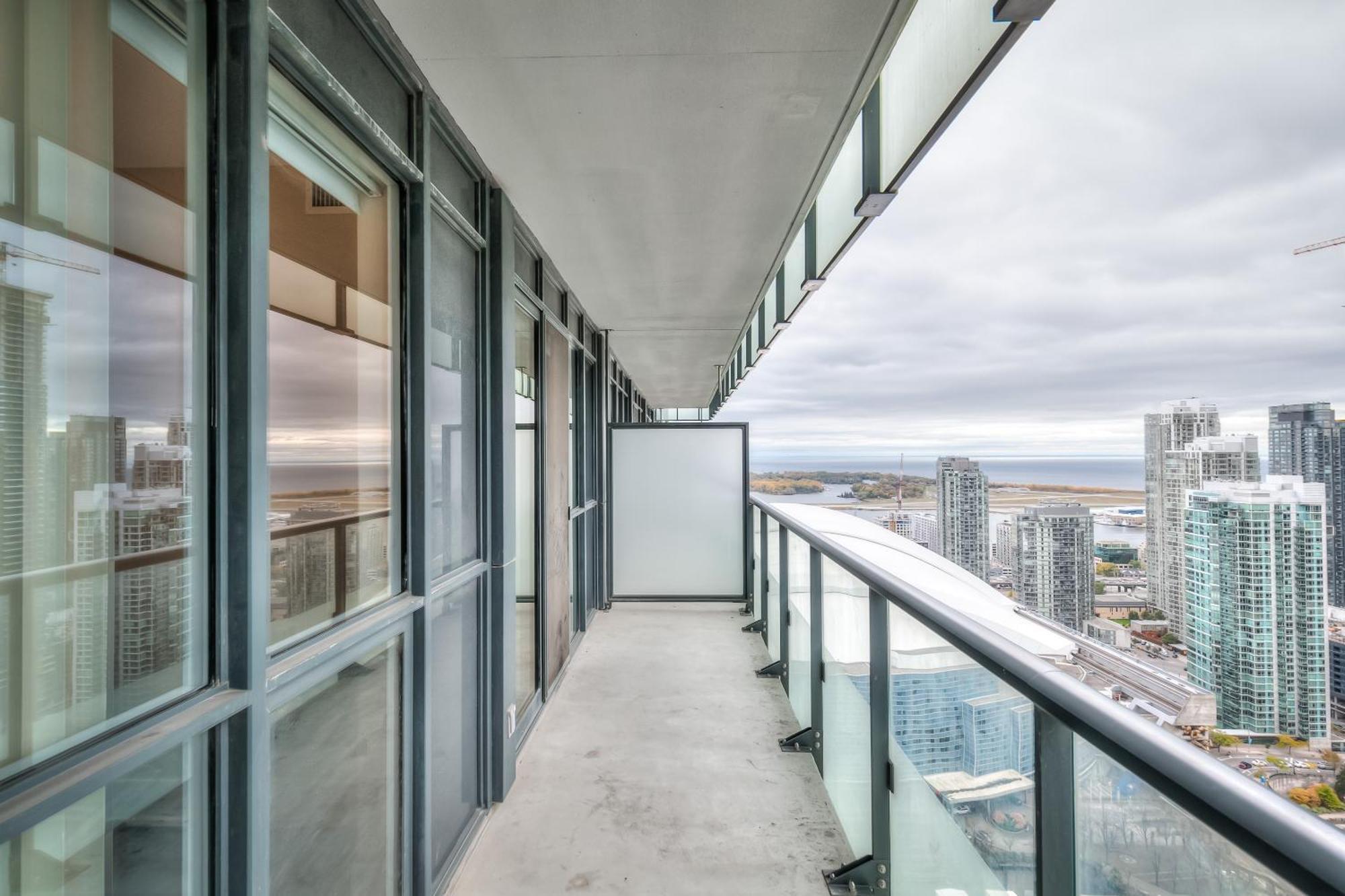 Rivetstays - The Atmos Toronto Bagian luar foto