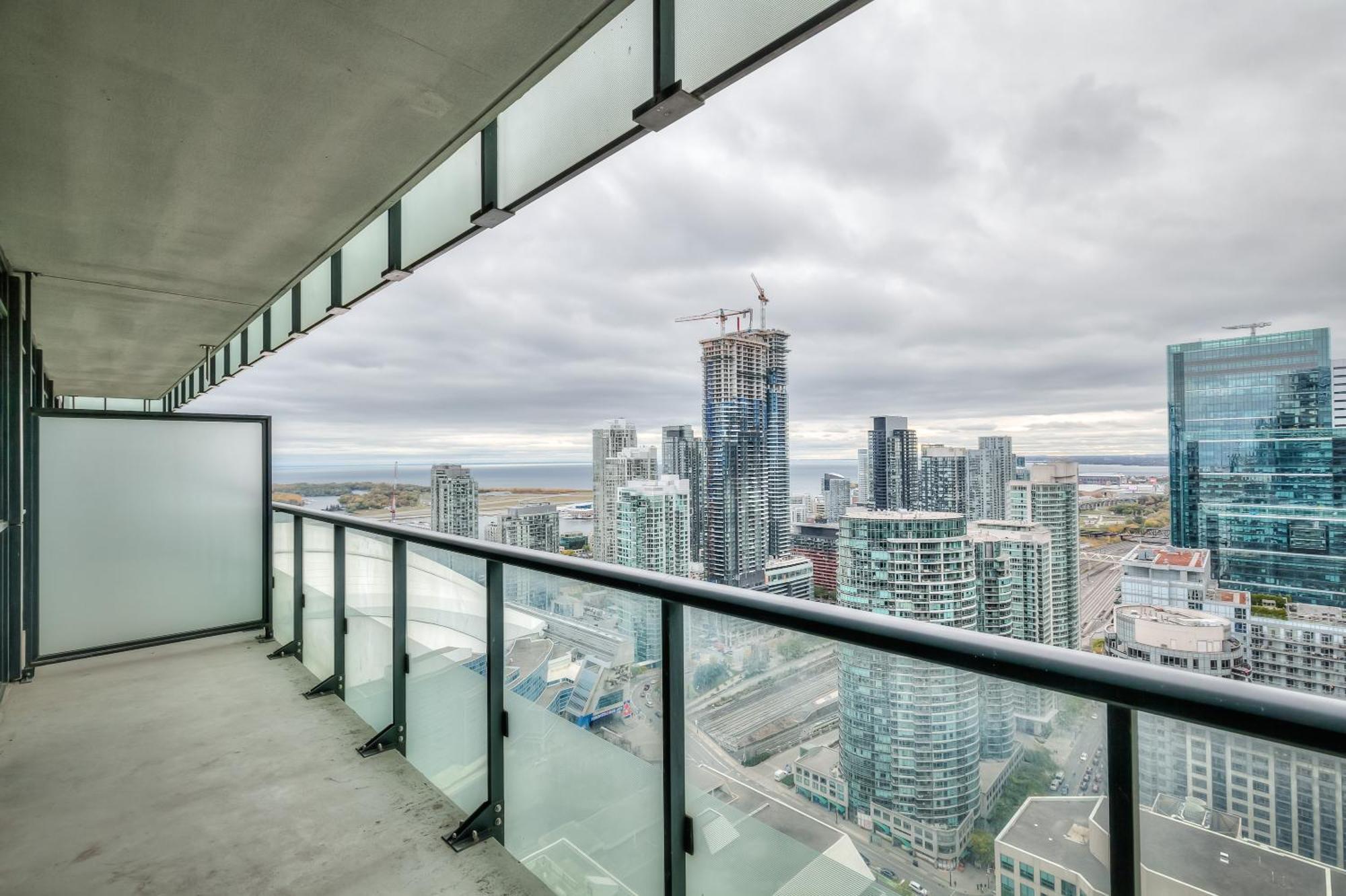 Rivetstays - The Atmos Toronto Bagian luar foto